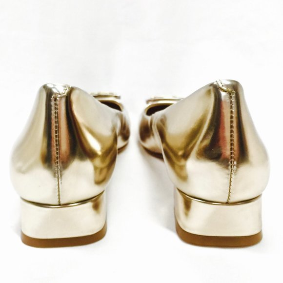 NEW TORY BURCH Gold Logo T Patent Leather Loafers - Picture 6 of 11